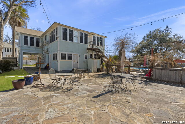 Image 35 of 57 For 3221 Flores N