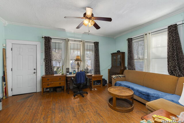 Image 6 of 57 For 3221 Flores N