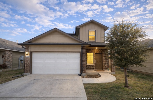 Image 2 of 19 For 177 Middle Green Loop