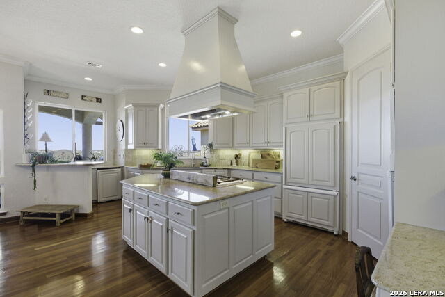 Image 13 of 49 For 436 Paradise Point