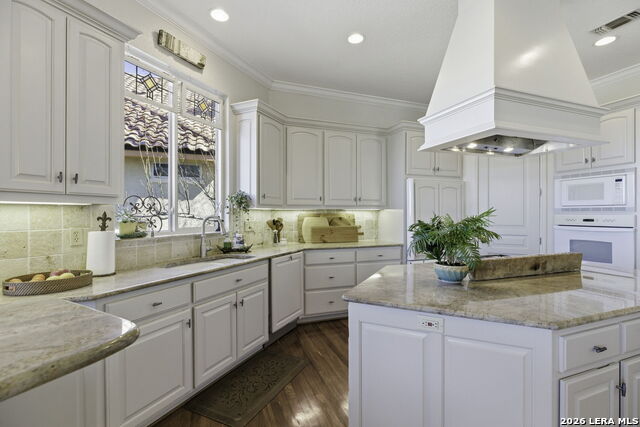 Image 14 of 49 For 436 Paradise Point