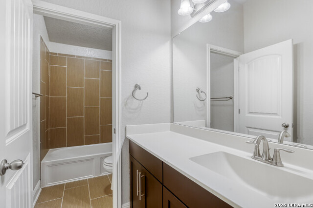 Image 23 of 25 For 13930 Tribeca