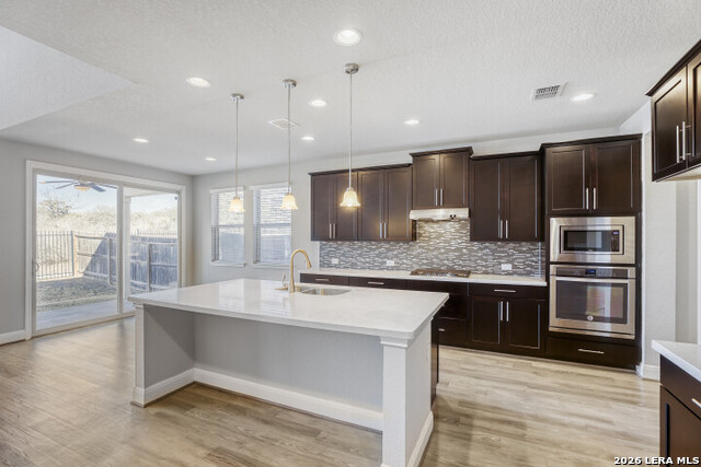 Image 7 of 25 For 13930 Tribeca