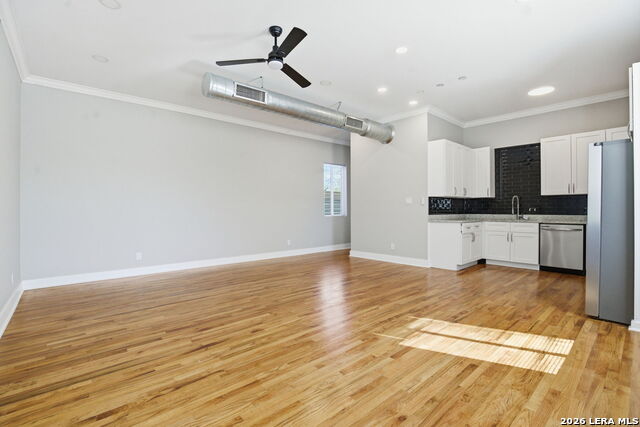 Image 12 of 32 For 118 Clark  