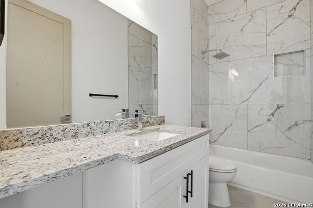 Image 27 of 32 For 118 Clark  