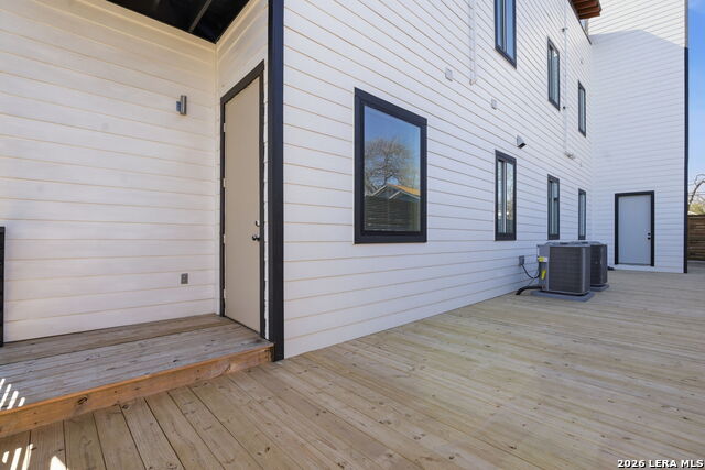 Image 32 of 32 For 118 Clark  