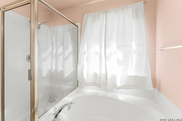 Image 19 of 29 For 6942 Caribou Crk