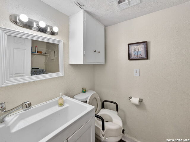 Image 19 of 32 For 6529 Spring Hurst