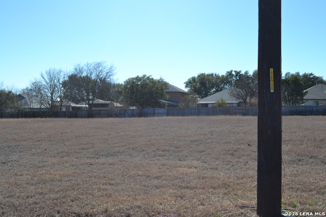 Image 4 of 5 For 815 Toepperwein