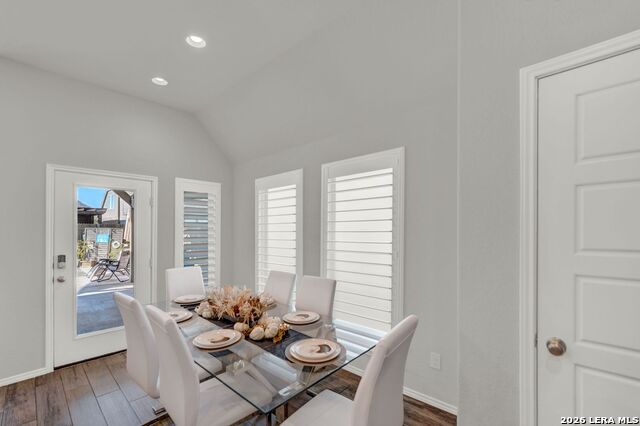 Image 18 of 37 For 14618 Hallows