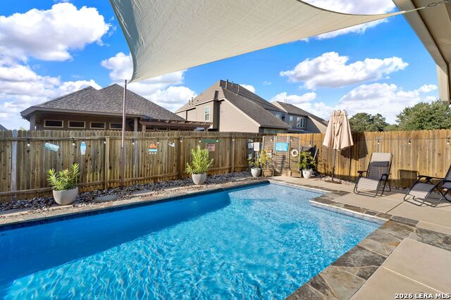 Image 33 of 37 For 14618 Hallows