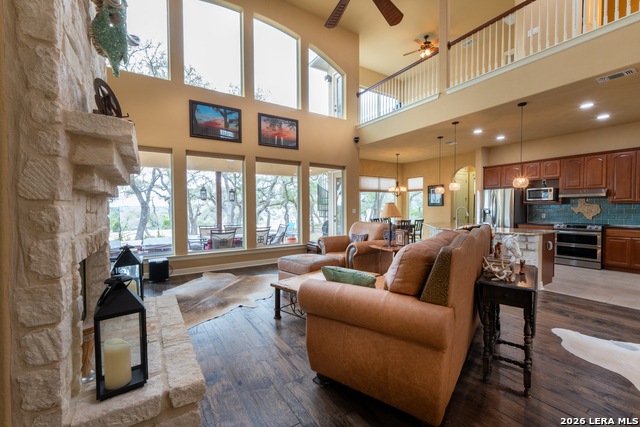 Image 3 of 49 For 1041 Mystic Breeze