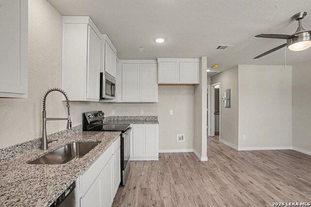 Image 13 of 27 For 310 W Evergreen St #107