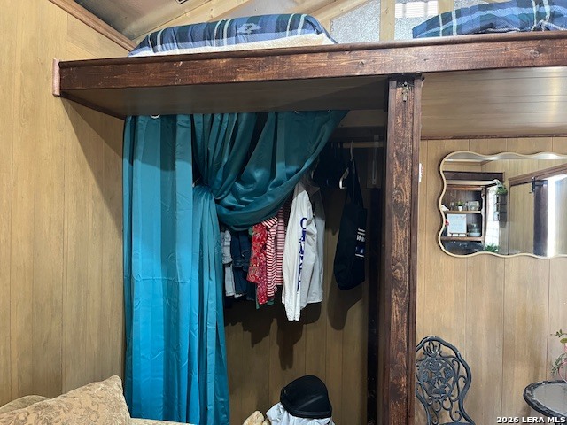 Listing photo id 11 for 3086 County Road 442