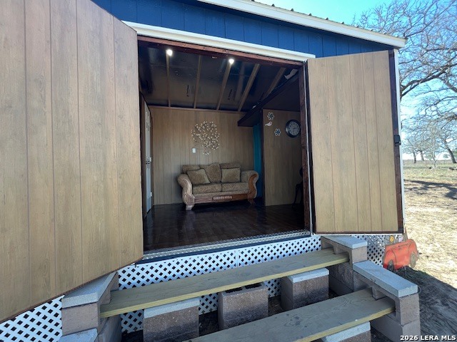 Listing photo id 3 for 3086 County Road 442