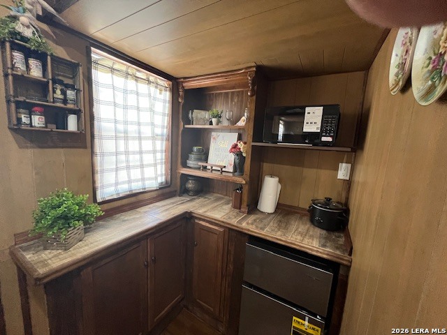 Listing photo id 7 for 3086 County Road 442