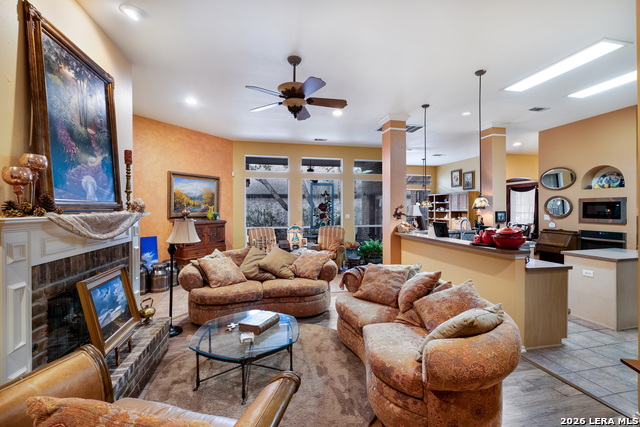 Image 11 of 32 For 18710 Rogers Pass