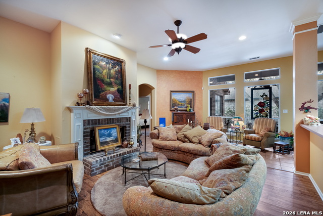 Image 9 of 32 For 18710 Rogers Pass