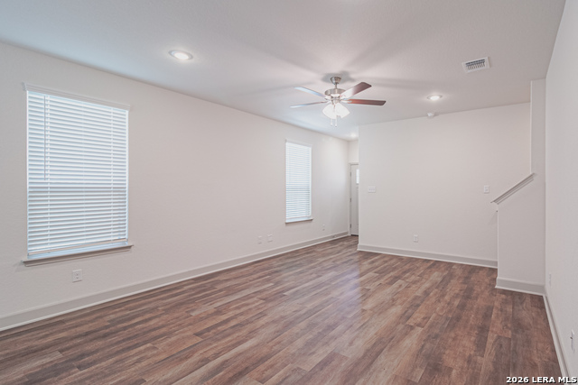 Image 7 of 34 For 7411 Gramercy Way  101