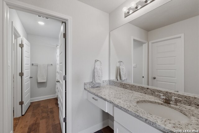 Image 25 of 27 For 8439 Knapp Rise