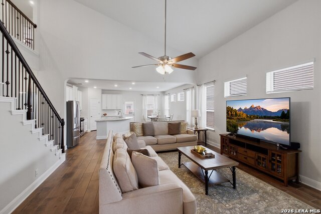 Image 5 of 27 For 8439 Knapp Rise