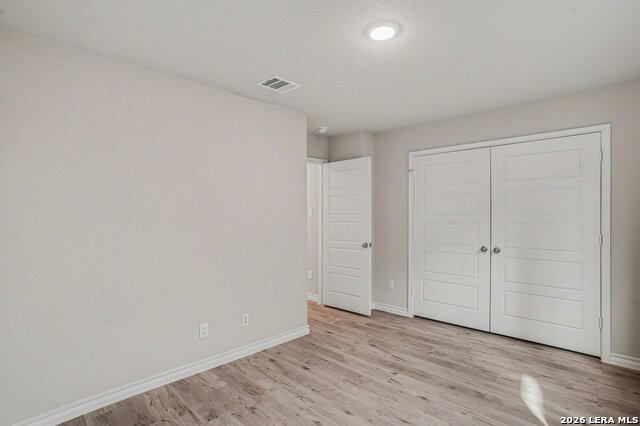 Image 31 of 35 For 310 W Evergreen St #120