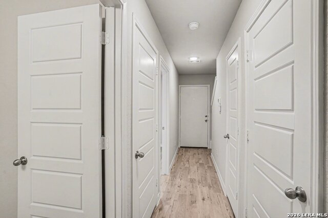 Image 4 of 35 For 310 W Evergreen St #120