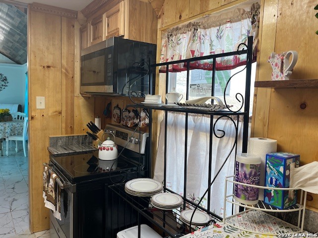 Listing photo id 4 for 3088 County Road 442