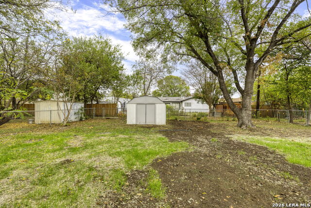 Image 25 of 29 For 9810 Eveningway