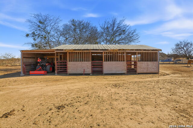 Image 44 of 63 For 6695 Fm 3175