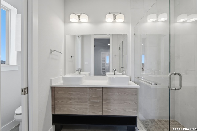 Image 20 of 35 For 1817 St Marys St N 102