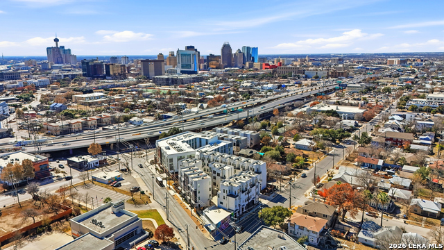 Image 28 of 35 For 1817 St Marys St N 102