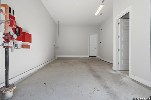 Image 4 of 35 For 1817 St Marys St N 102