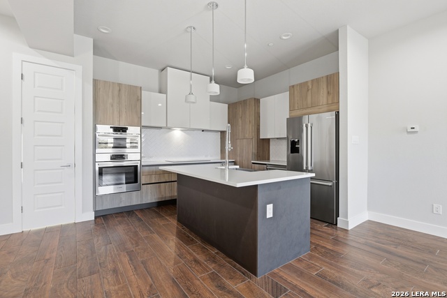 Image 9 of 35 For 1817 St Marys St N 102