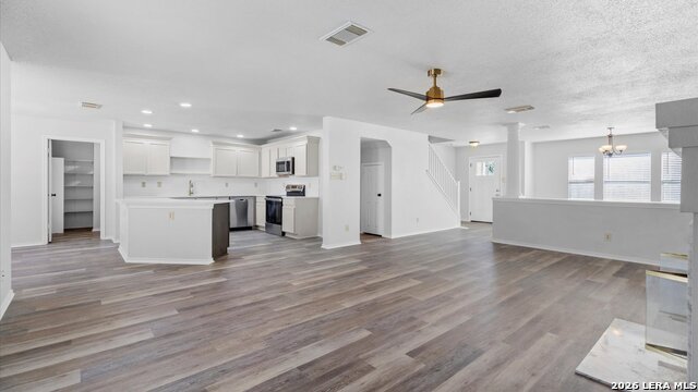 Image 5 of 15 For 1021 Bridgemont Pl