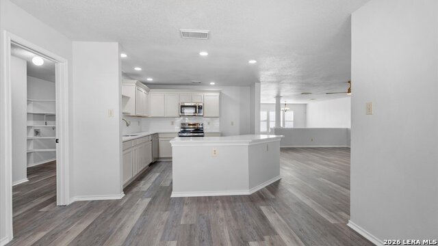 Image 6 of 15 For 1021 Bridgemont Pl