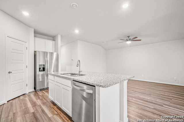 Listing photo id 15 for 11618 Mustang