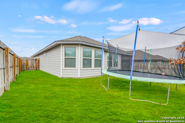 Listing photo id 27 for 11618 Mustang