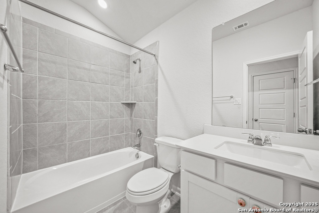 Listing photo id 3 for 11618 Mustang