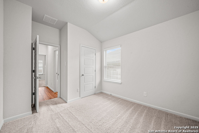 Listing photo id 4 for 11618 Mustang