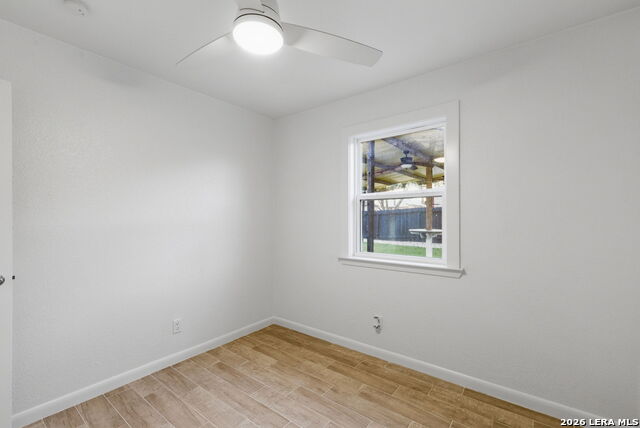 Image 31 of 44 For 13734 Evanswood