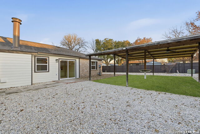 Image 37 of 44 For 13734 Evanswood