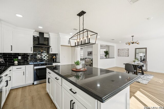 Image 7 of 27 For 10026 Bermuda Palm