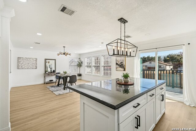 Image 8 of 27 For 10026 Bermuda Palm