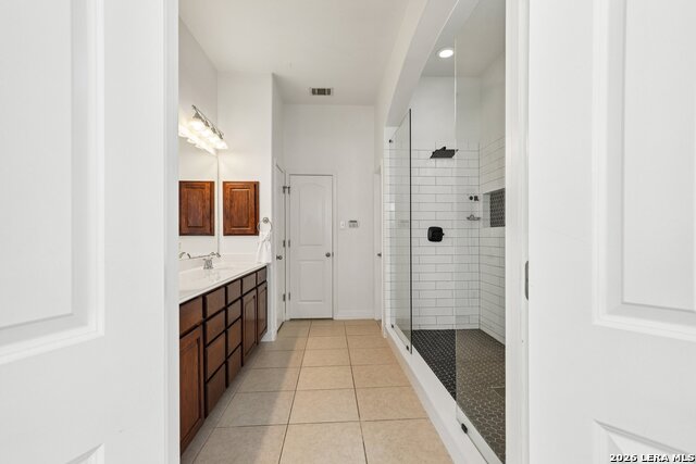 Image 23 of 41 For 21706 Miranda Hill