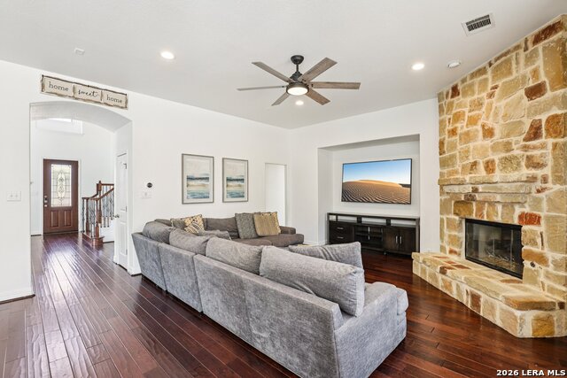 Image 4 of 41 For 21706 Miranda Hill