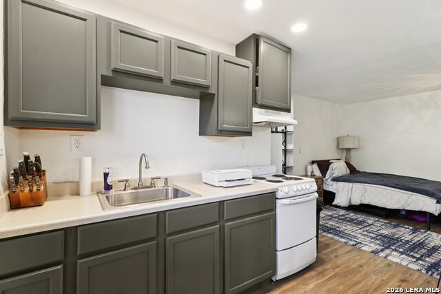 Image 21 of 42 For 418 Tailwind