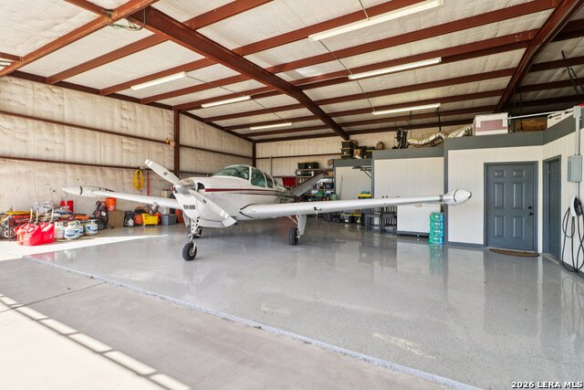 Image 27 of 42 For 418 Tailwind