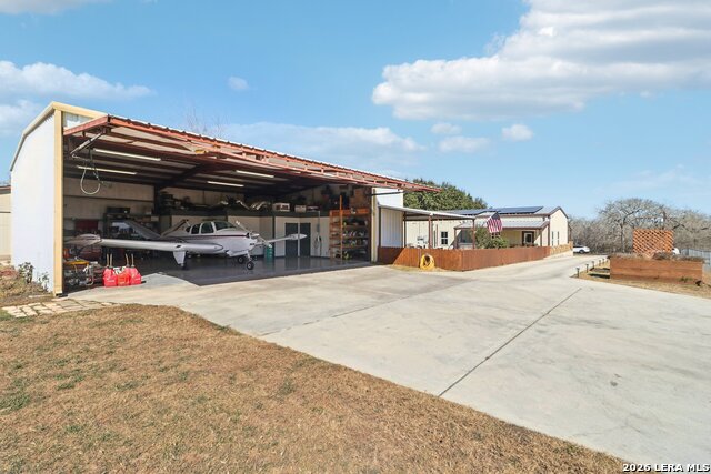 Image 29 of 42 For 418 Tailwind