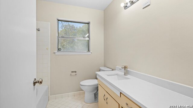 Image 23 of 32 For 7403 Quail Run